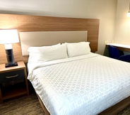 Others 5 Candlewood Suites SAVANNAH AIRPORT