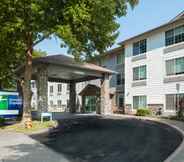 อื่นๆ 5 Holiday Inn Express CORVALLIS-ON THE RIVER, an IHG Hotel