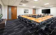 Others 7 Holiday Inn LONDON - GATWICK AIRPORT, an IHG Hotel
