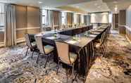 Others 7 InterContinental Hotels CHICAGO MAGNIFICENT MILE, an IHG Hotel