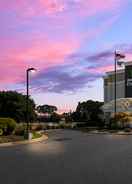 Welcome to your home away from home in Hampton, Virginia! Holiday Inn Express HAMPTON - COLISEUM CENTRAL, an IHG Hotel