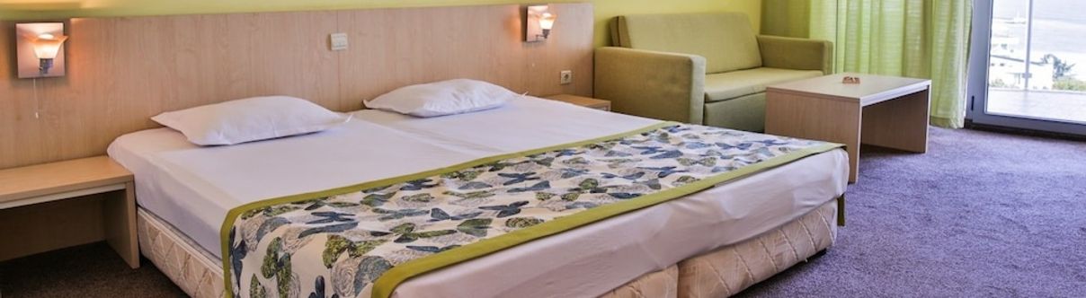 Others Golden Beach Park