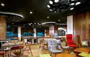 Quầy bar, cafe và phòng lounge 6 Kimaya Slipi Jakarta