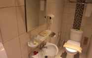 Toilet Kamar 3 Losari Sunset