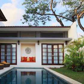 巴厘岛命运酒店 1, 酒店 The Simplicity Kerobokan