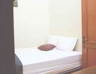 Kamar Tidur 2 Unique Guest House Manage by Bantal Guling