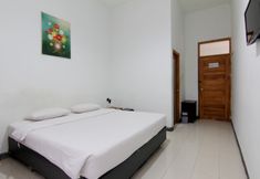 Others 2 The Fort Hotel By Zuzu