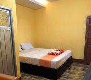 Others 2 Hotel Warna Palopo RedPartner