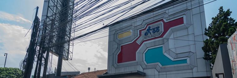 Others On The Go Capsule Hotel