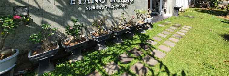 Exterior Rumah Eyang Tardjo Syariah