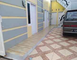 Lobi 2 Guesthouse Berlian