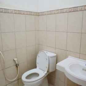 Nadiesti Homestay Samarinda Syariah 1, Hotel Banjar Fried Chicken