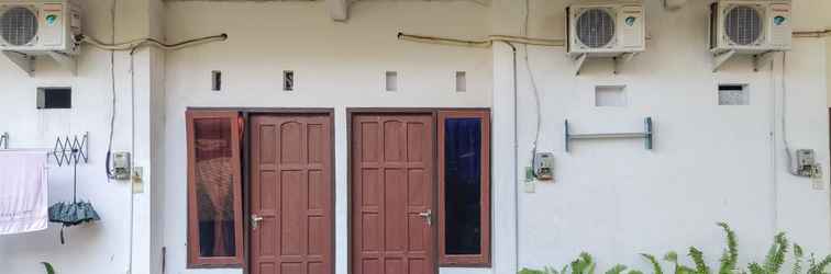 Exterior YS Homestay near Terminal Bayuangga Probolinggo