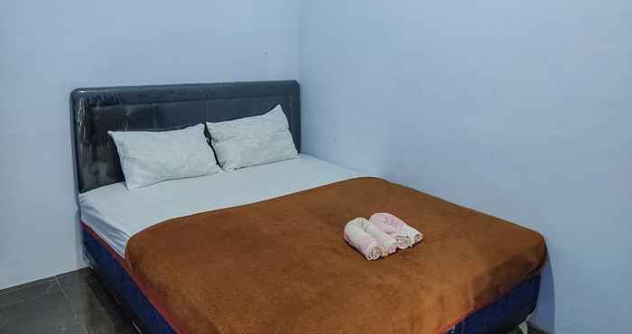 Kamar Tidur YS Homestay near Terminal Bayuangga Probolinggo