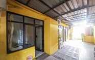 Others 6 De Luck Homestay near Alun Alun Sidoarjo