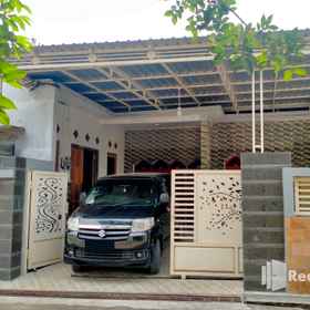 Navisha Guest House Syariah near Exit Tol Batang1 , 飯店北加浪岸纪念碑