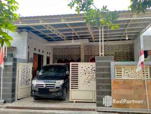 Navisha Guest House Syariah near Exit Tol Batang, RM 48.09