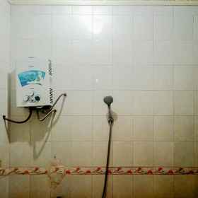 Homestay Akik Hijau Near Panakkukang 1, Hotel Indomaret Hertasning Raya Timur