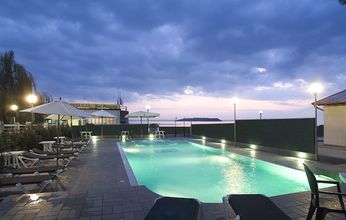 Khác Lido Lago Trasimeno