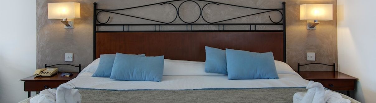 Others Golden Tulip Vivaldi Hotel