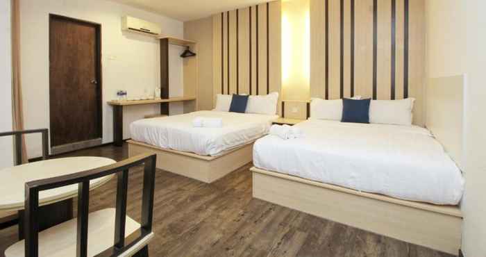 Kamar Tidur Hotel Zamburger Klang By Zuzu