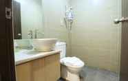 Toilet Kamar 2 Hotel Zamburger Klang By Zuzu