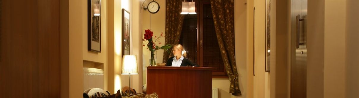 Others GLOBUS Krakow