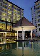 SWIMMING_POOL Centara Pattaya Resort