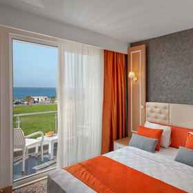 Ozbekhan 1, Hotel Antalya Migros Shopping Center