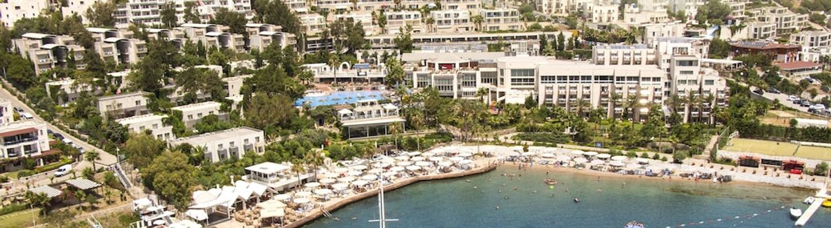 Others Isis Hotel and Spa