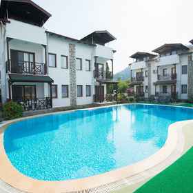 BC Alya Hotel1 , 飯店Karya Villa