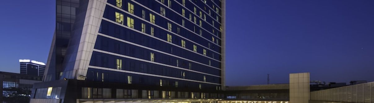 Lain-lain Titanic Business Bayrampasa