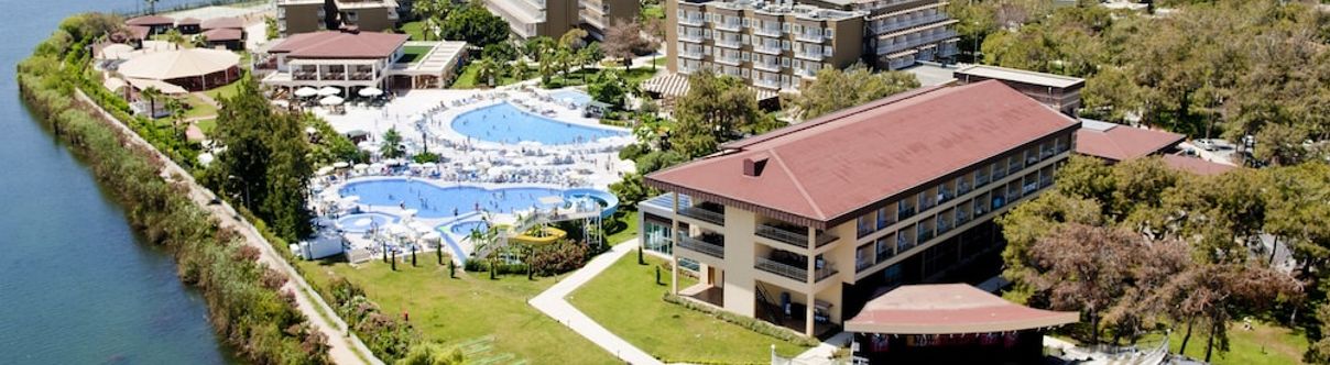 Lain-lain Otium Eco Club Side