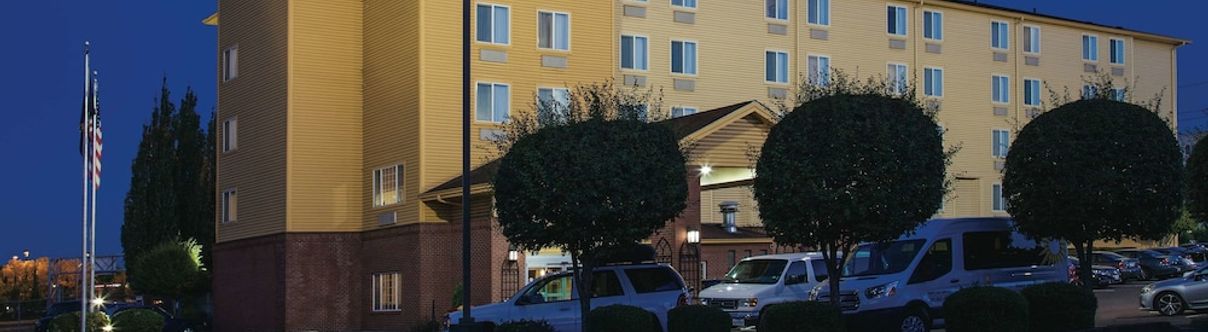 Others La Quinta Inn & Suites PDX