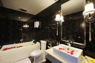 Others 4 A and Em Hai Ba Trung