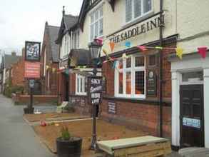 Exterior The Saddle Inn