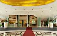 Lobby 5 Capital Plaza Hotel
