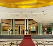 Lobi 5 Capital Plaza Hotel