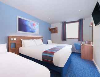 Others 2 Travelodge London Edmonton