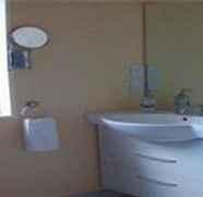 Toilet Kamar 3 Chateau Mont Clair