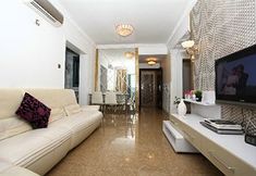 Lobi 4 Home World Hotel