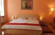 Kamar Tidur 3 3 Room Apartment Emdener Strasse