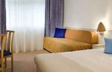 Bilik Tidur 2 Novotel Le Bourget