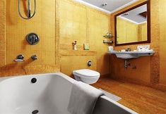 In-room Bathroom 2 Holiday Inn Jaipur