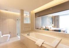 In-room Bathroom 4 Bangsak Merlin Resort