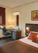 BEDROOM Comfort Inn The President