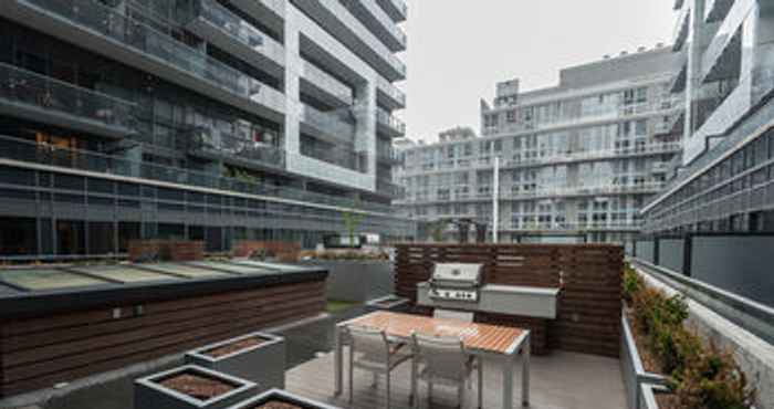 Ruang Umum Life Suites - King West Loft