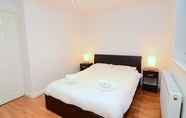 Bedroom 4 Apartment Wharf – London Excel Apartment