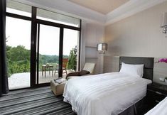 Bedroom 6 Grand View Resort
