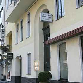 Hotel-Pension Charlottenburg 1, Hotel Charlottenburg Palace
